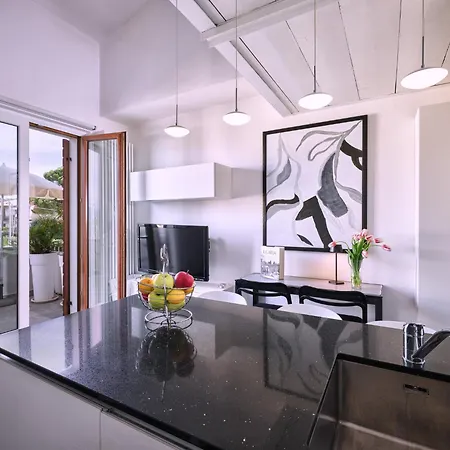 The - Regarda Travel Apartamento