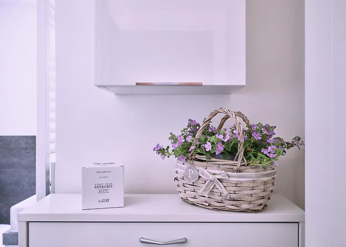 The - Regarda Travel * Bardolino