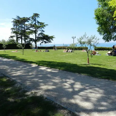 The - Regarda Travel Apartament *